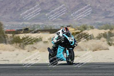 media/Dec-07-2025-CVMA (Sun) [[3e7d2de5dc]]/Race 8-Middleweight Shootout/